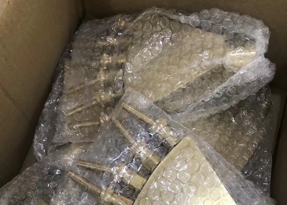분수용노즐을 추는 완전히 놋쇠로 만든 포닉스 이야기는 물 분무 높은 4m을 내뿜습니다