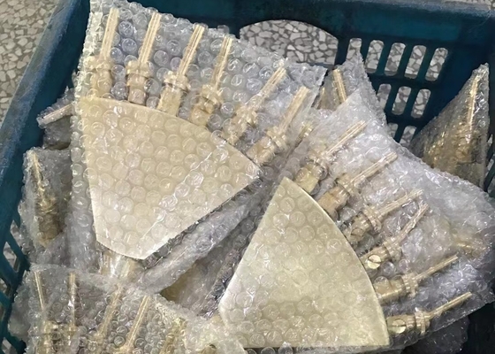 분수용노즐을 추는 1.5 " 포닉스 이야기는 10m3/h 150Kpa를 내뿜습니다