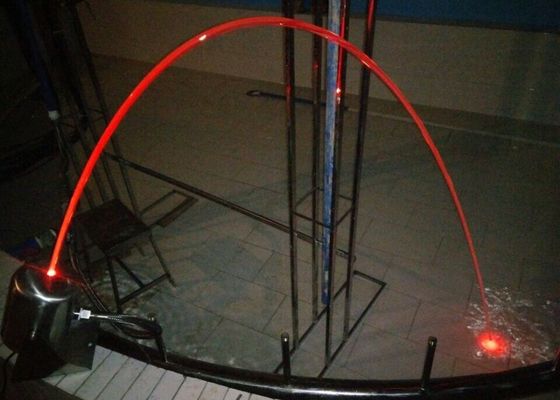 3w RGB 스테인레스 강 빛과 2000L/H 층상 수중고사분수